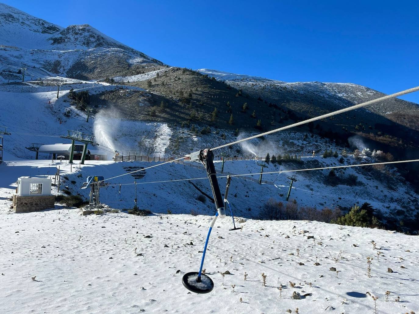 Fotos: Valdezcaray, a la espera de tener más nieve