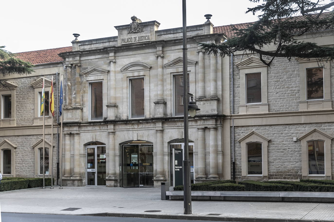 Imagen del Palacio de Justicia de la calle Marqués de Murrieta. 