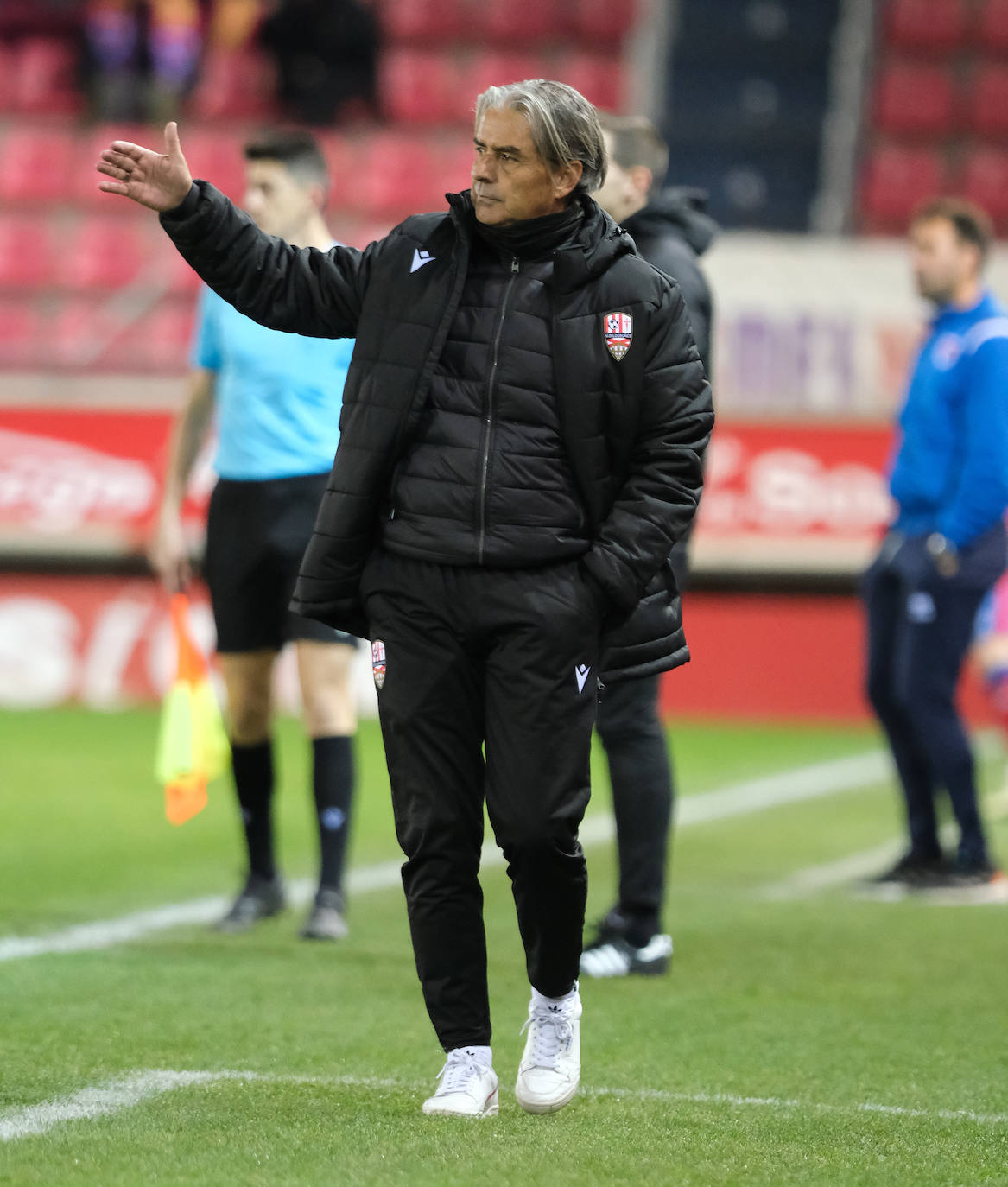 Fotos: El partido de la UD Logroñés frente al Numancia en Los Pajaritos