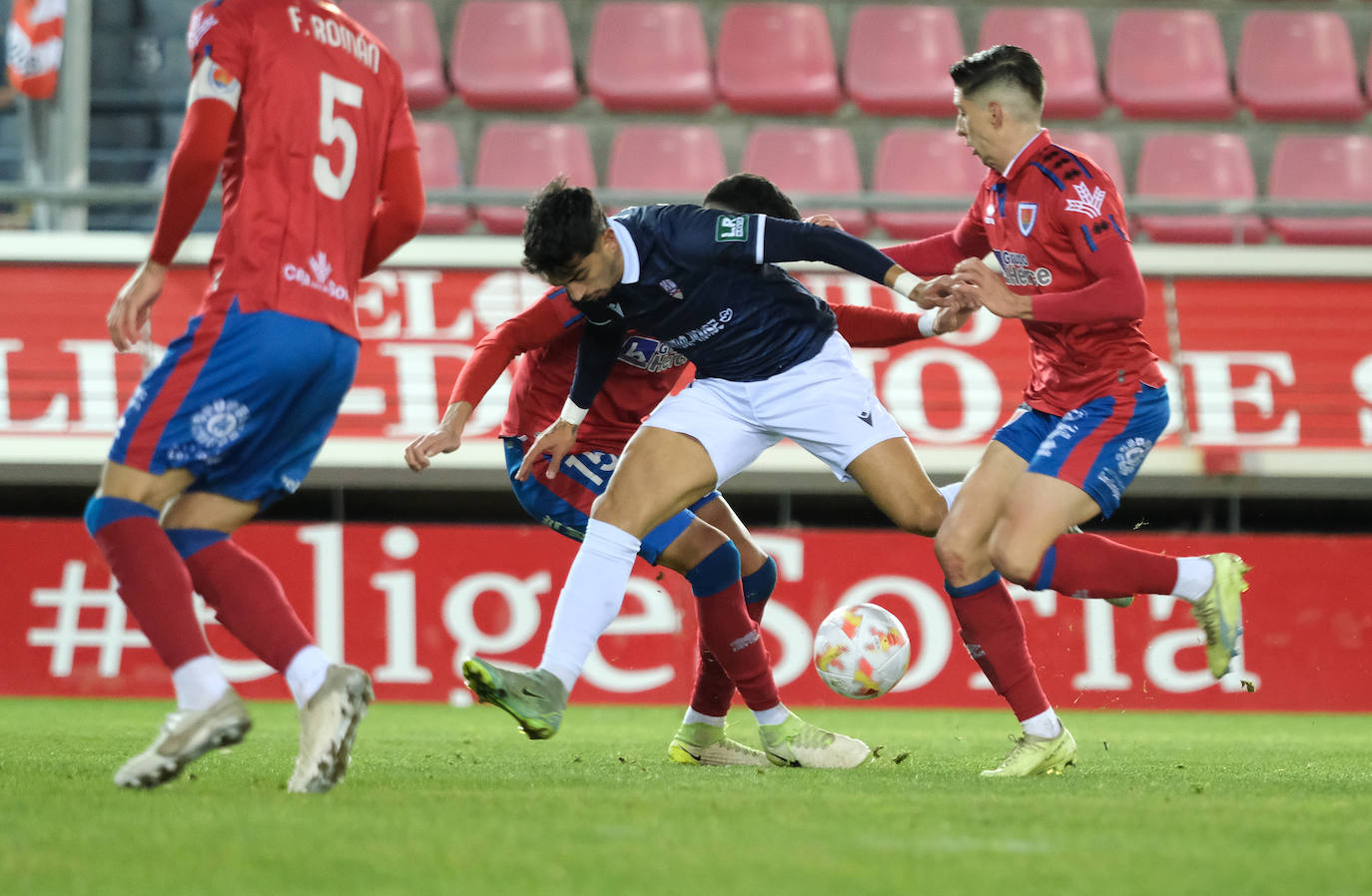 Fotos: El partido de la UD Logroñés frente al Numancia en Los Pajaritos