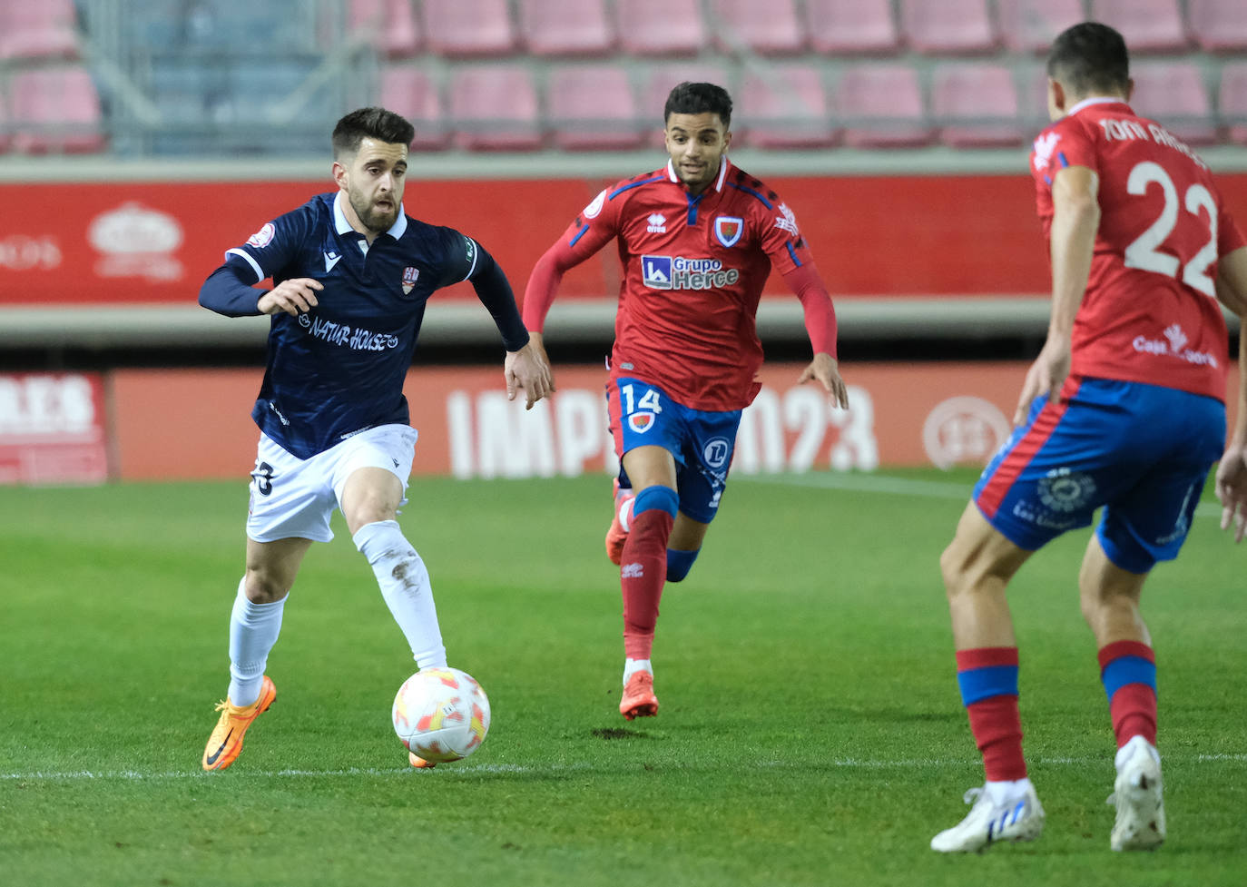Fotos: El partido de la UD Logroñés frente al Numancia en Los Pajaritos