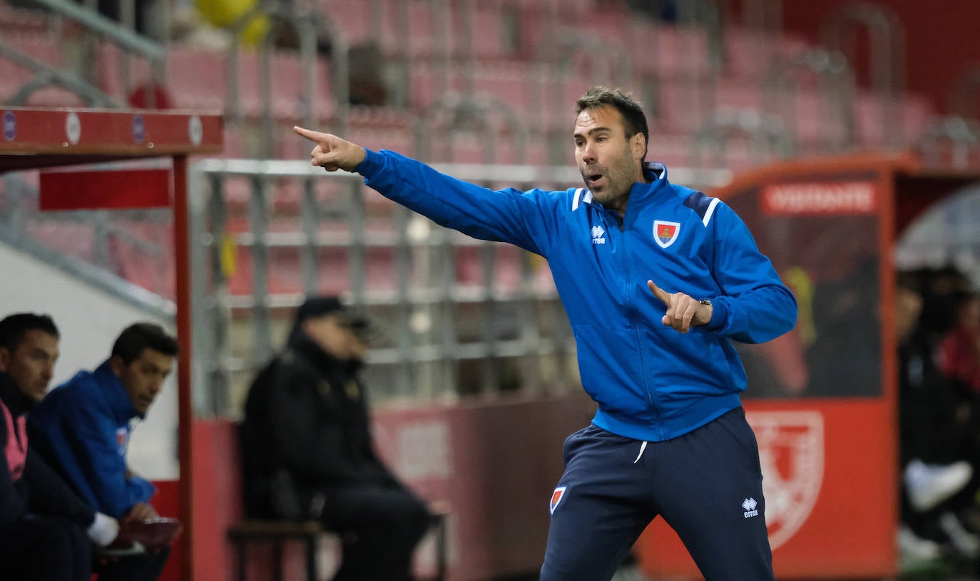 Fotos: El partido de la UD Logroñés frente al Numancia en Los Pajaritos