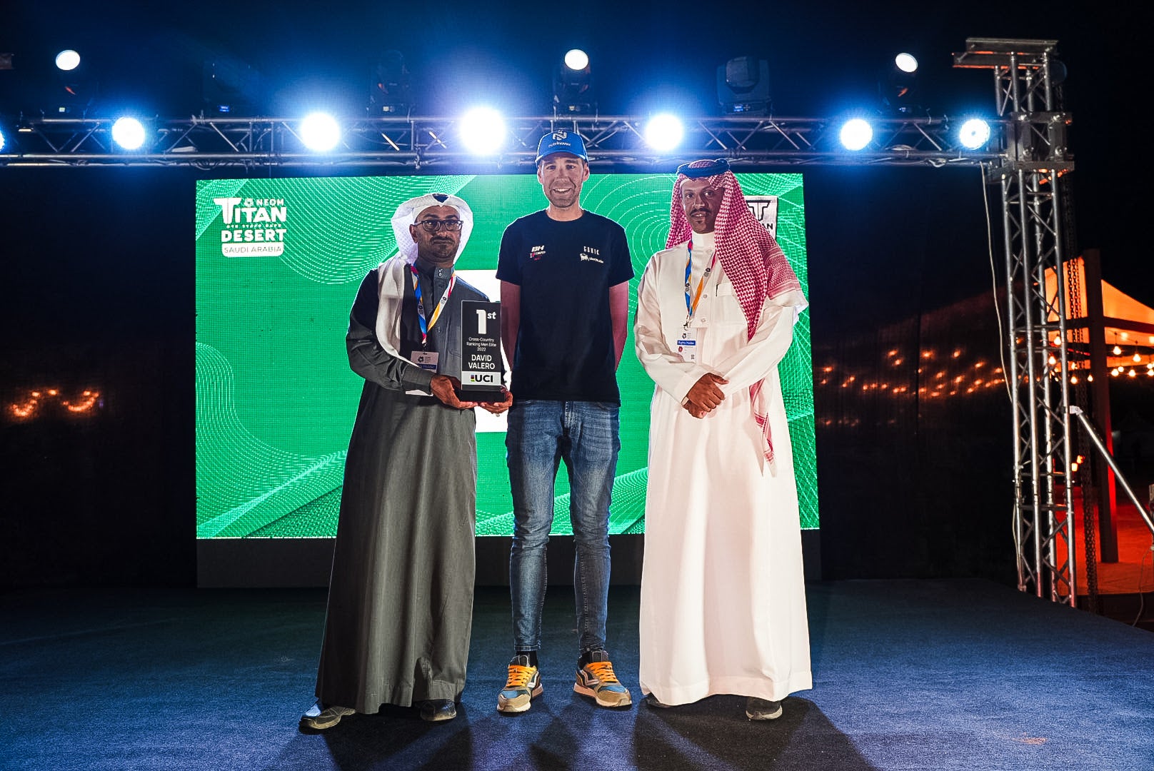 Entrega del galardón que reconce a Valero como número uno del mundo. 