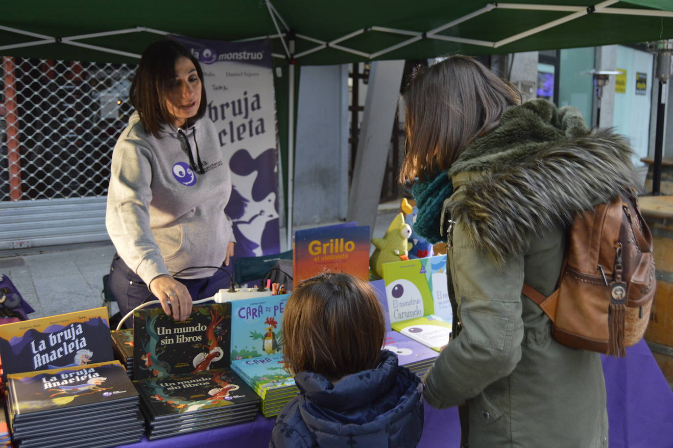 Fotos: Mercado Navideño de Santa Lucía en Arnedo