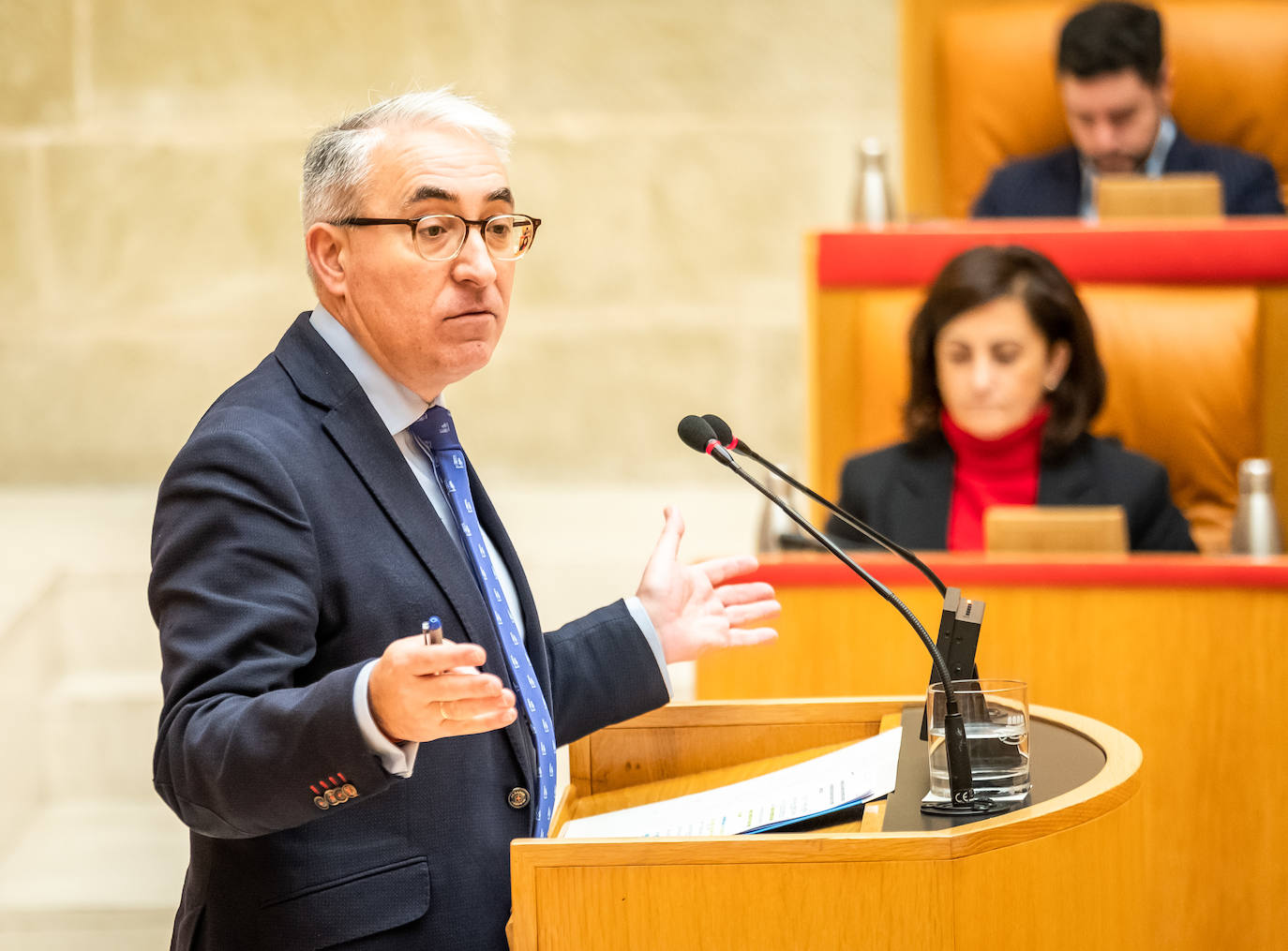 Fotos: Pleno de presupuestos en el Parlamento de La Rioja