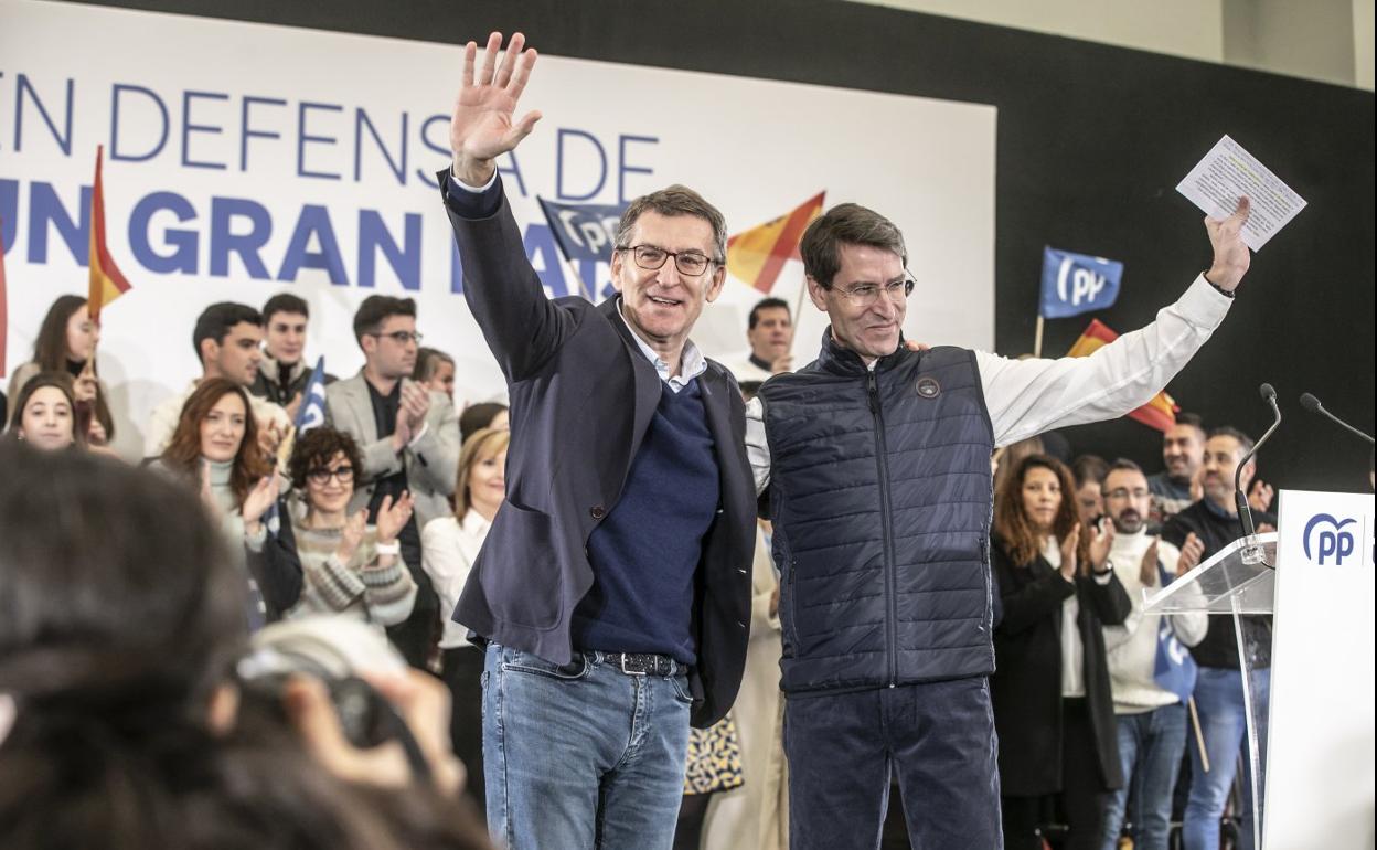 Feijóo y Capellán, durante la visita del líder nacional del partido hace diez días. 