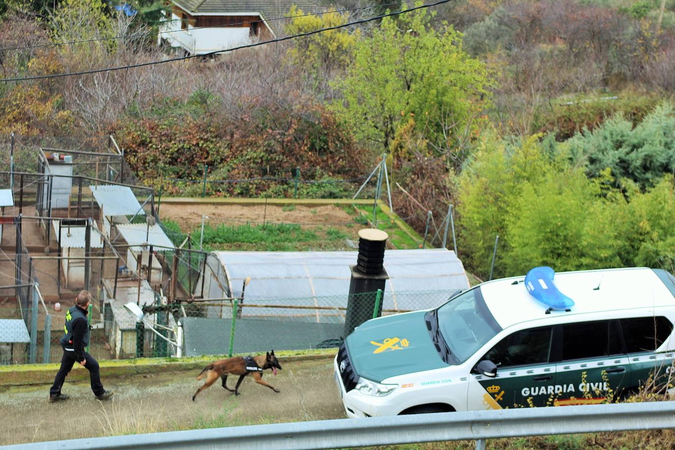 Imagen del operativo de la Guardia Civil en Nalda el pasado 13 de diciembre. 