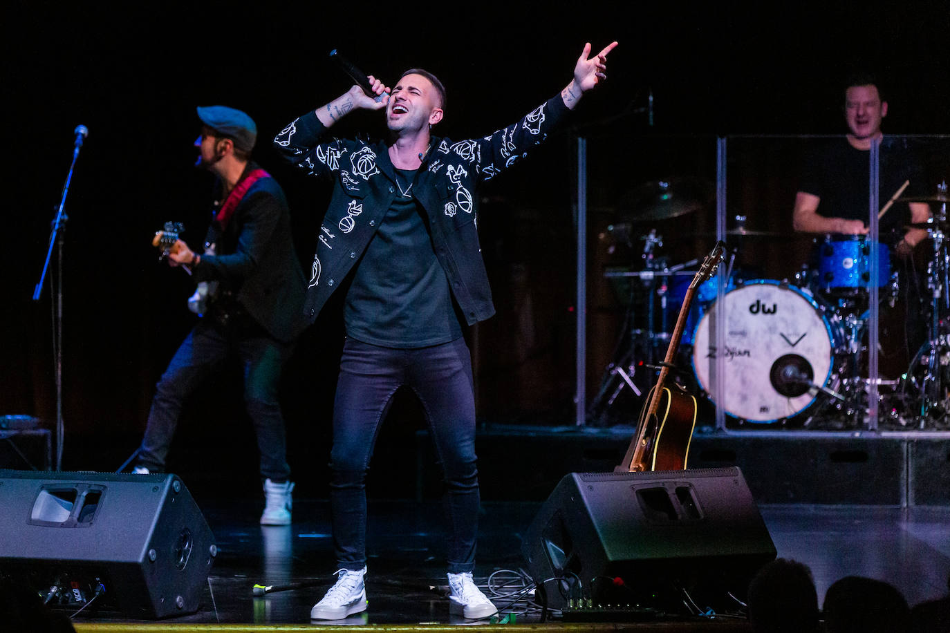 Fotos: Éxito del concierto de Danza Invisible, Tam Tam Go y Denorte