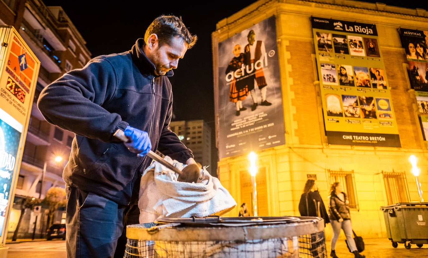 Carteles promocionales de Actual 2023 en el centro de Logroño. 