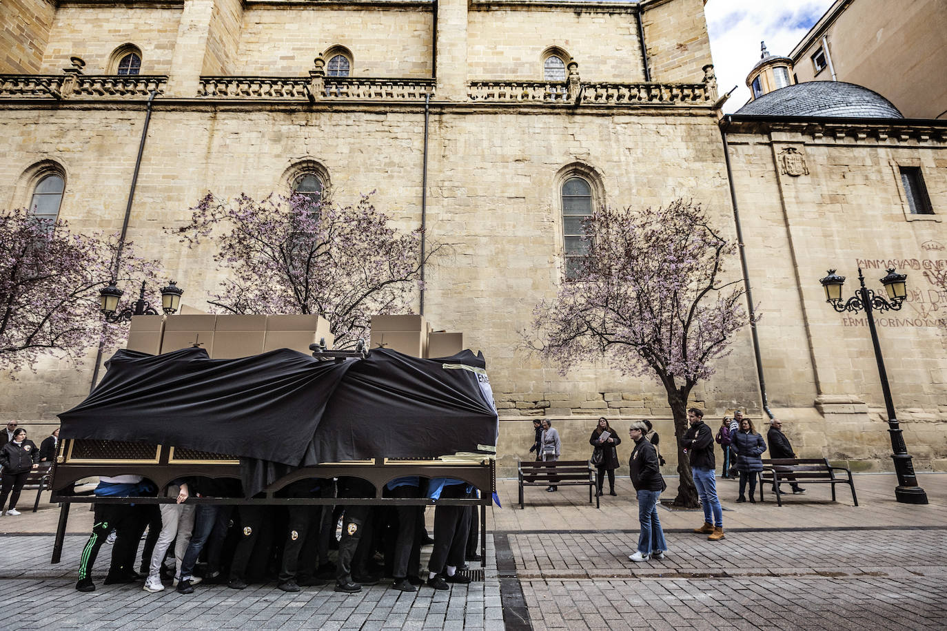 Ensayo solidario de la cofradía de Entrada de Jesús en Jerusalén