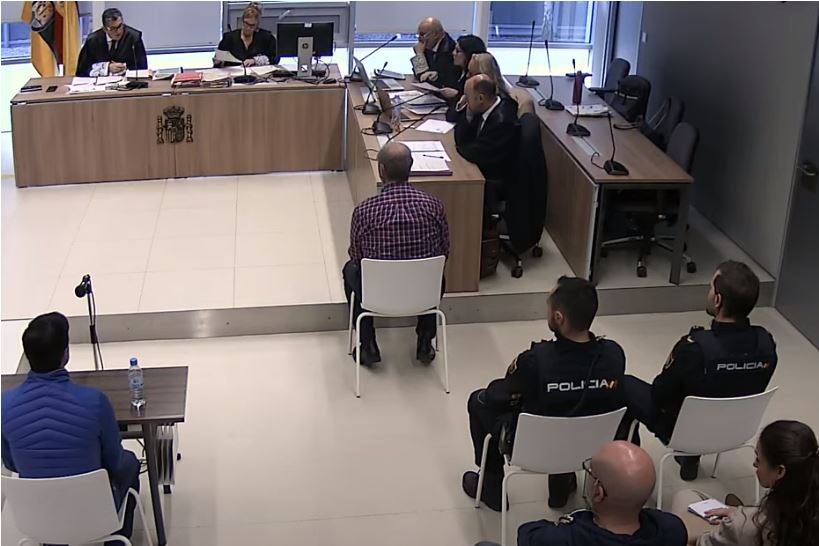 Así hemos contado en directo la tercera sesión del juicio a Almeida