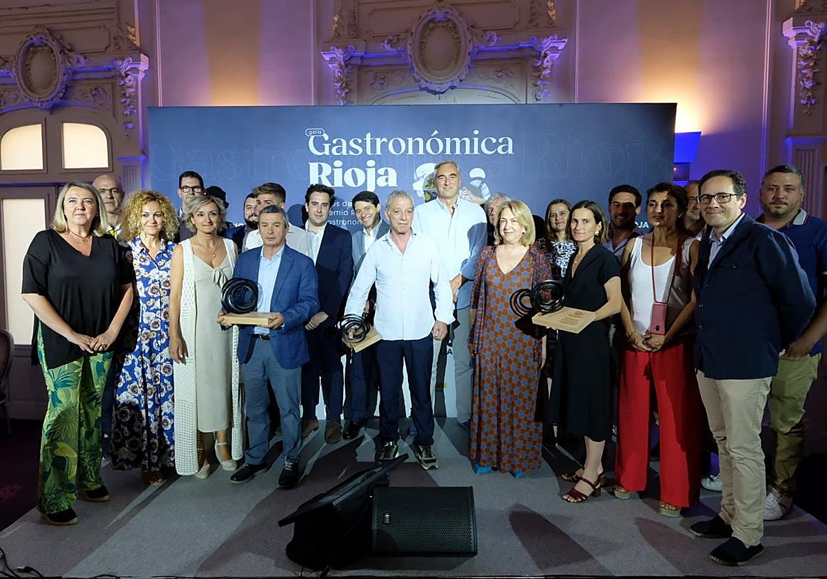 Premiados, organizadores y patrocinadores en la Gala Gastronómica Rioja del año pasado.