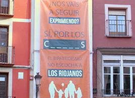 Cartel de Ciudadanos en El Submarino de la plaza del Mercado.