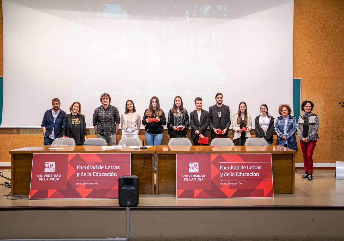 Entrega de premios de la VIII Olimpiada de Filosofía.