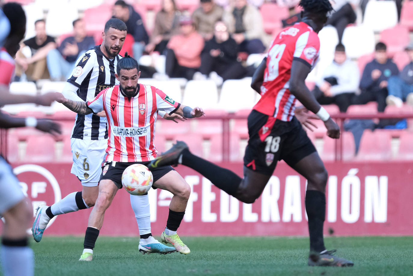 Las imágenes del encuentro entre la UDL y el Castellón