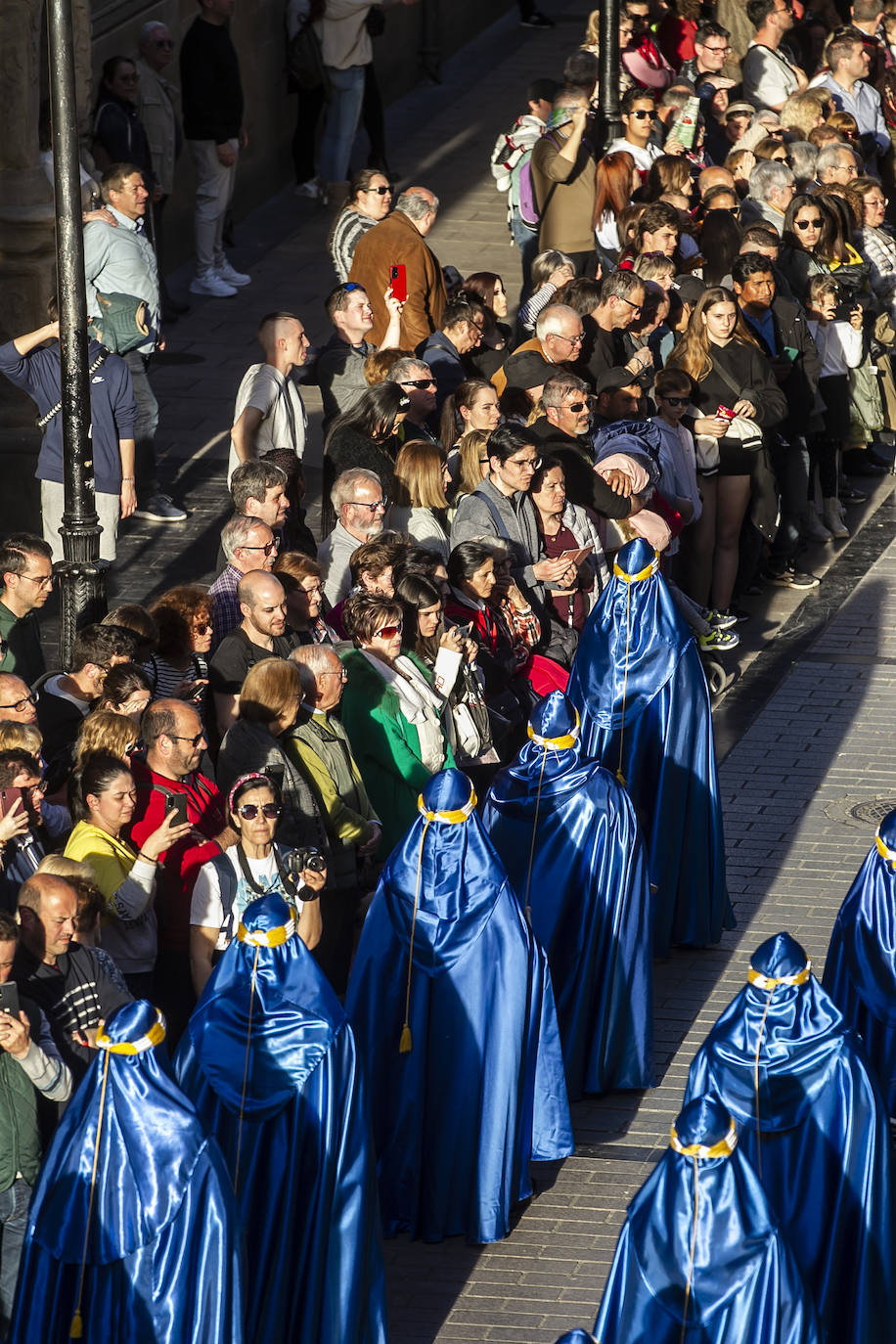 La procesión del Santo Entierro llena Logroño