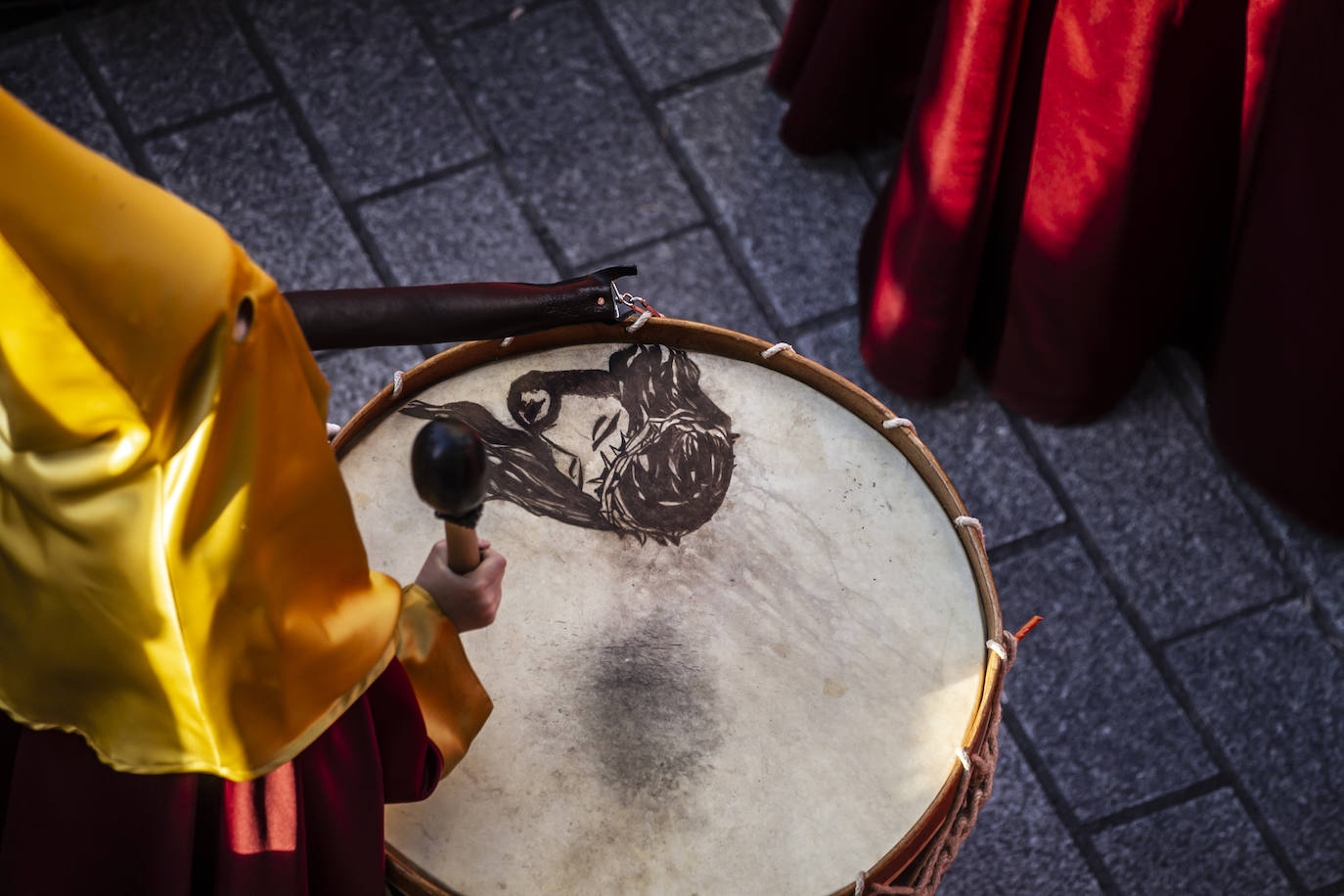 La procesión del Santo Entierro llena Logroño