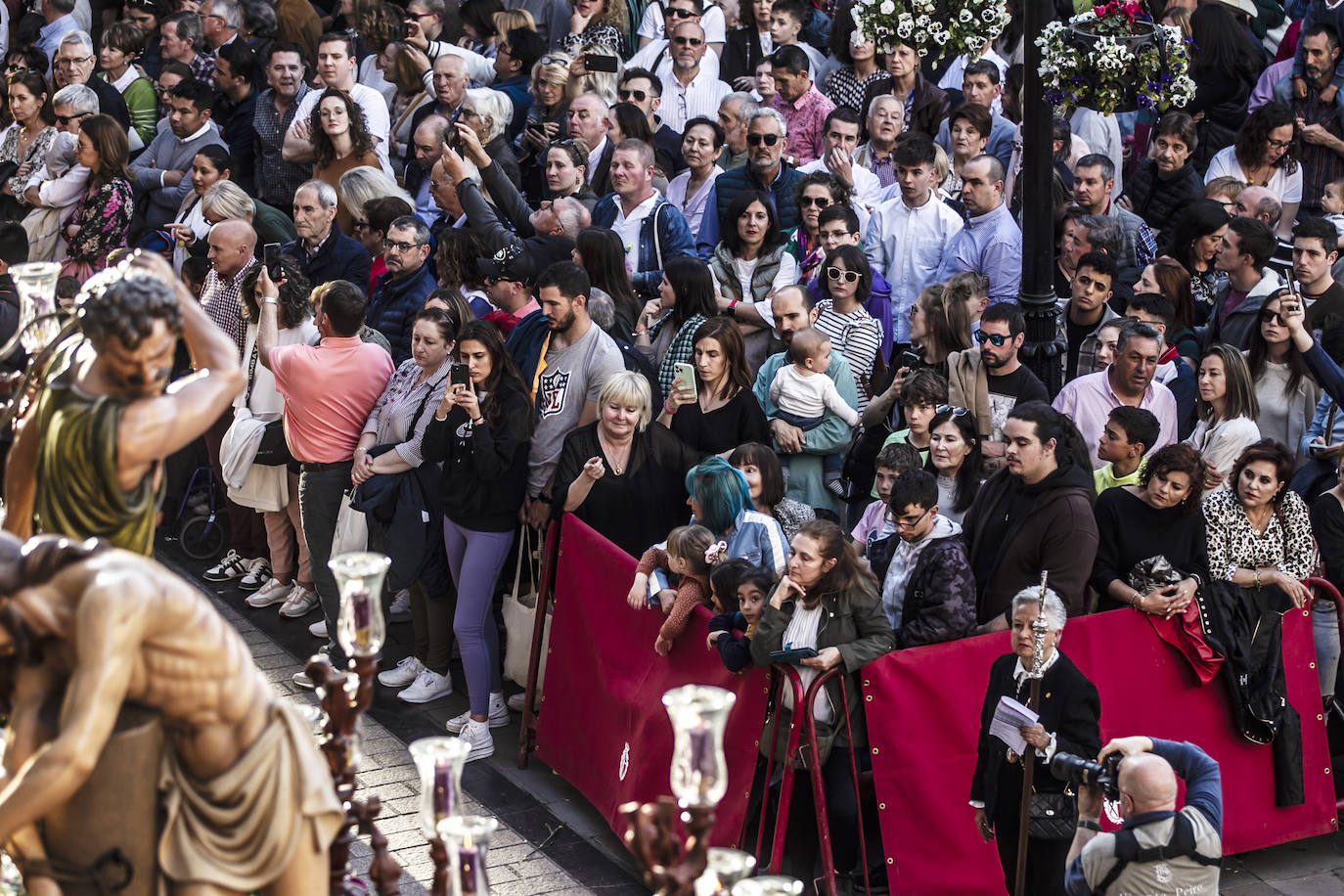 La procesión del Santo Entierro llena Logroño