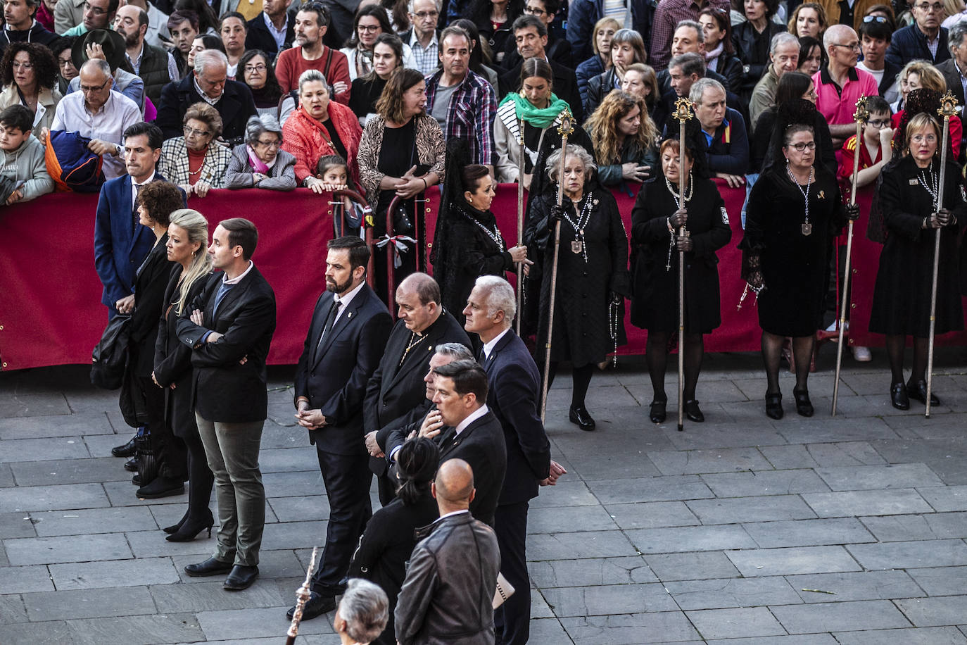 La procesión del Santo Entierro llena Logroño