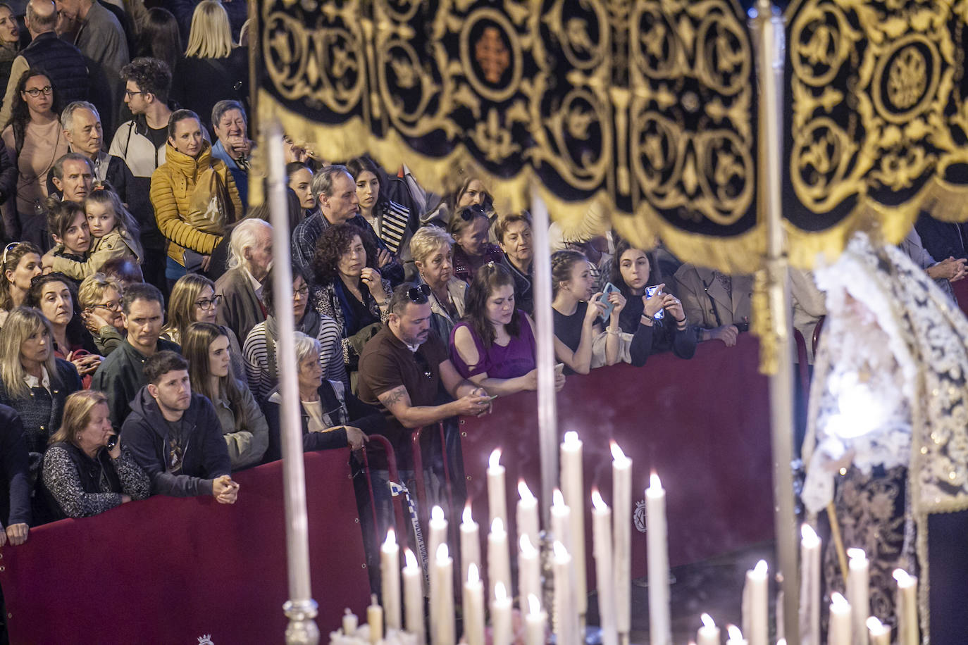 La procesión del Santo Entierro llena Logroño