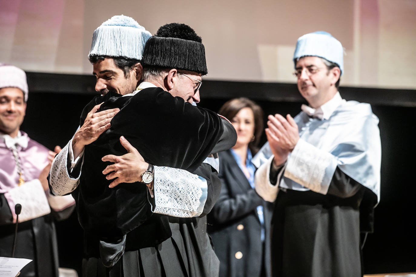 Pablo Sáinz-Villegas, investido Doctor Honoris Causa de la UR
