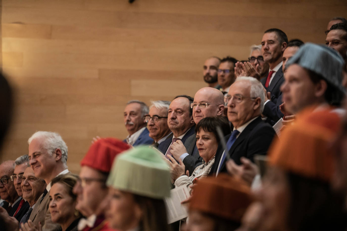 Pablo Sáinz-Villegas, investido Doctor Honoris Causa de la UR
