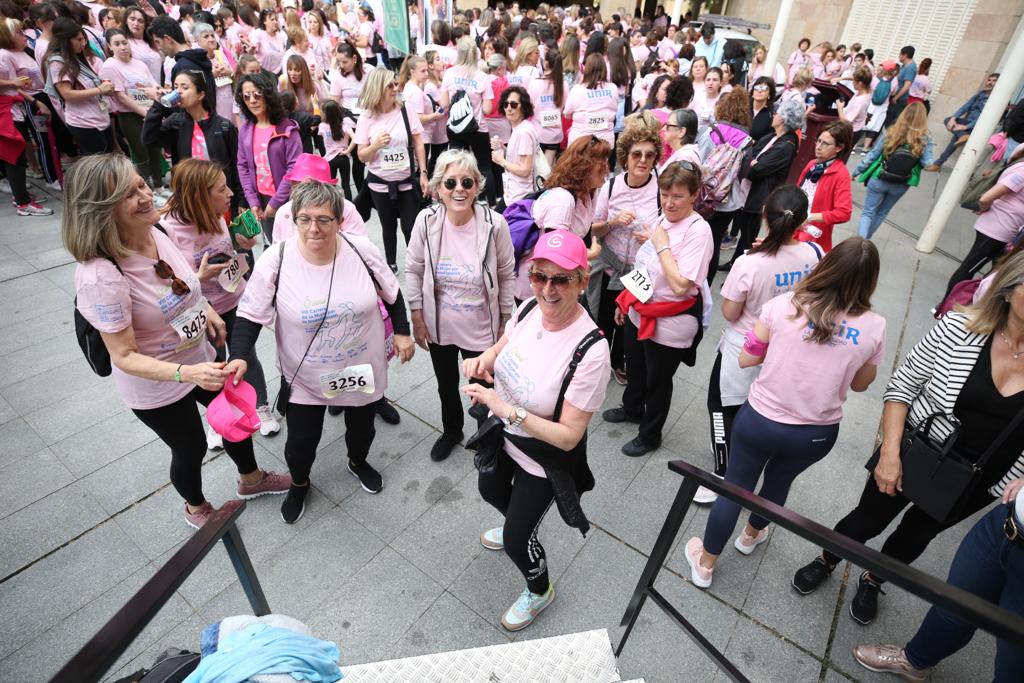 Clase de zumba tras la Carrera de la Mujer de Logroño