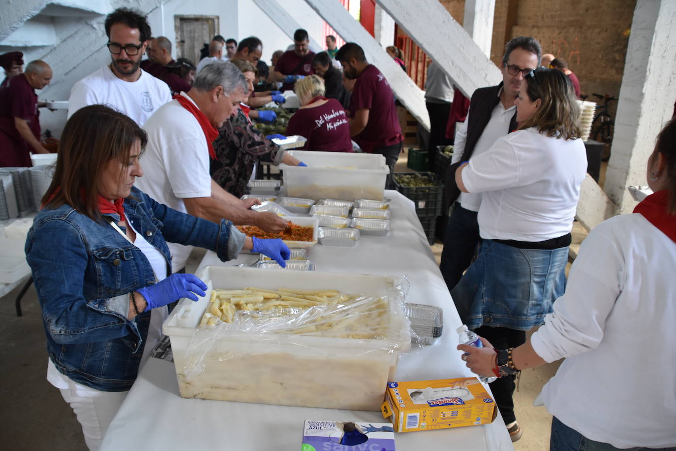 Degustación de pinchos de las peñas en Calahorra