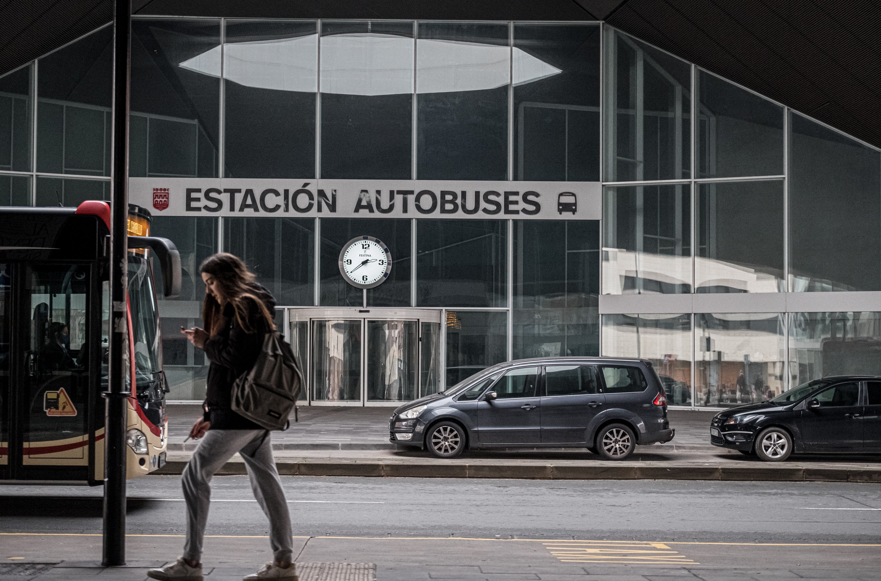 La estación de autobuses de Logroño tiene quien quiera gestionarla