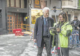 El alcalde, de obras por Logroño.