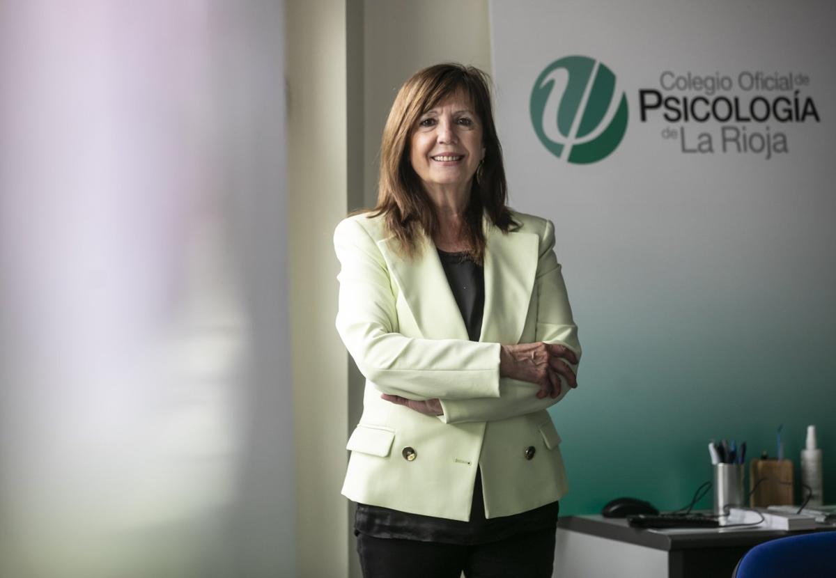 Pilar Calvo, en la sede del Colegio Oficial de Psicología de La Rioja.