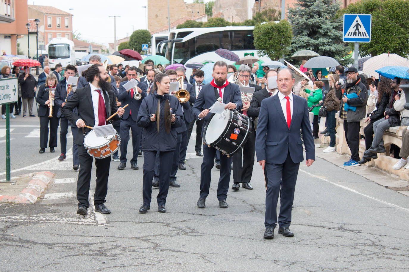 La procesión de las doncellas en Santo Domingo