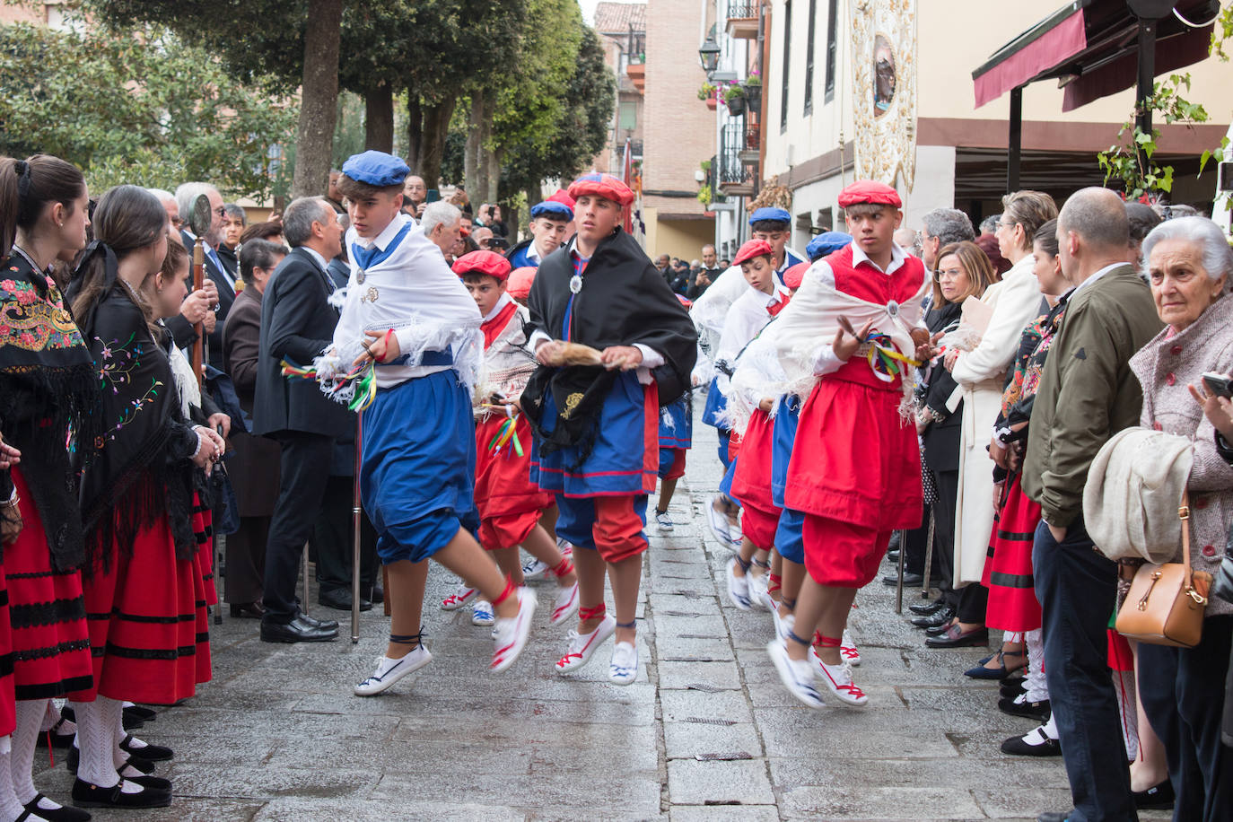 Santo Domingo se vuelca con su patrón