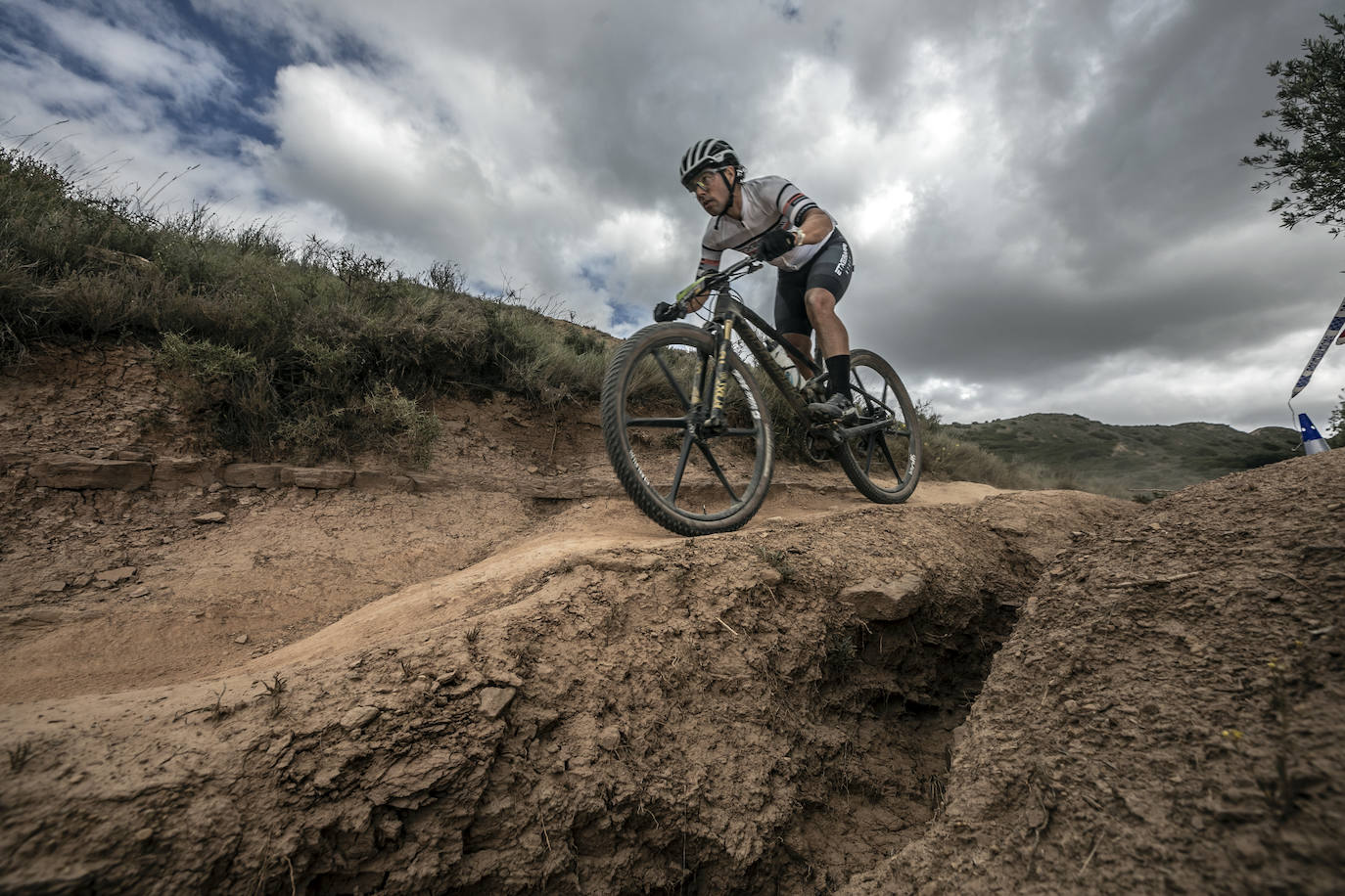 La primera etapa de La Rioja Bike Race, en imágenes