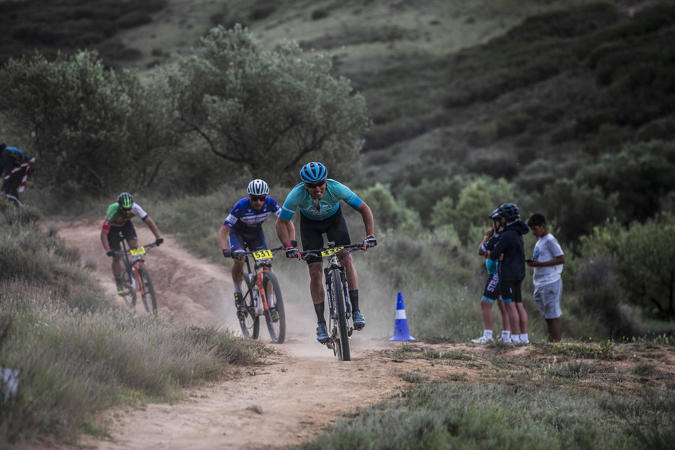La primera etapa de La Rioja Bike Race, en imágenes