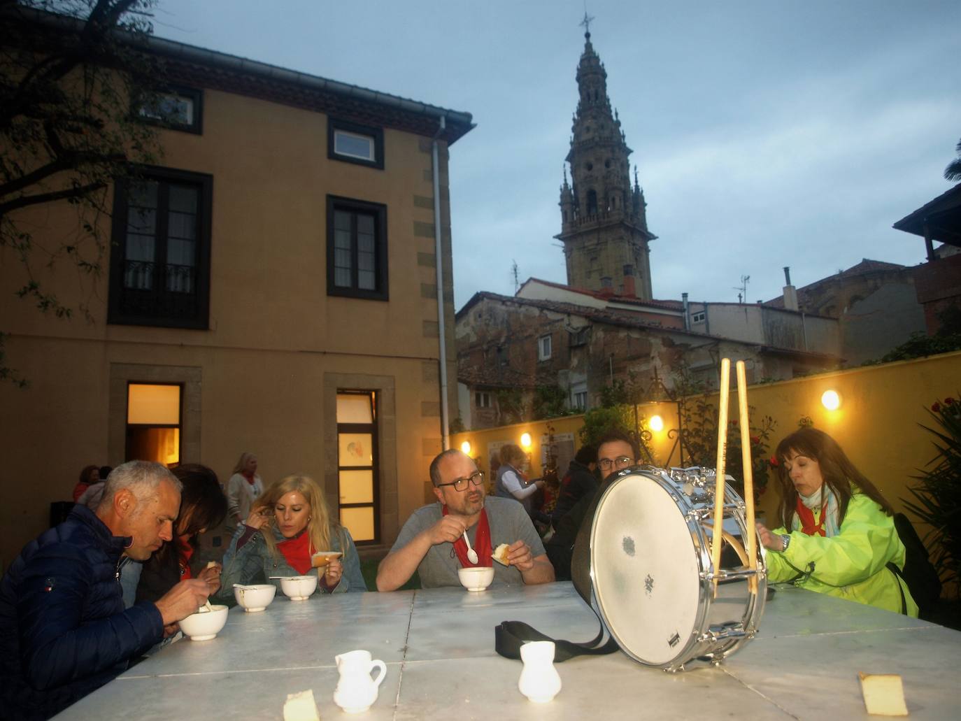 Santo Domingo se vuelca con su patrón
