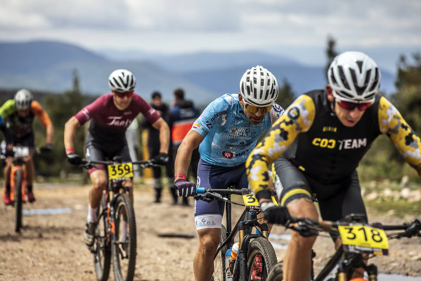 Las imágenes de la segunda etapa de La Rioja Bike Race