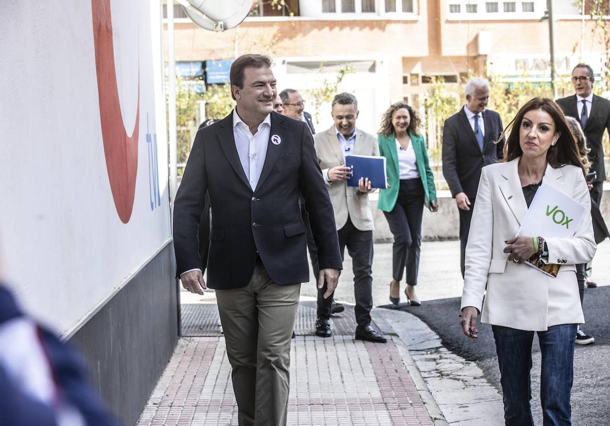 Los candidatos a la Alcaldía de Logroño se acercan al plató de TVR.