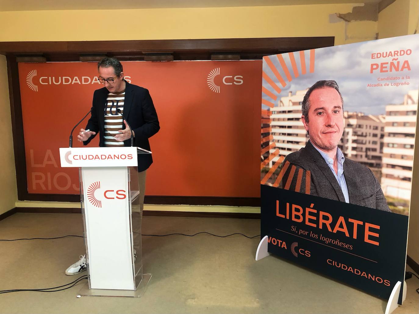 Ciudadanos 'despenalizará' a los bares del ruido callejero: «La responsabilidad será municipal»