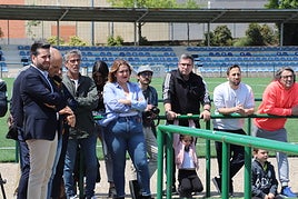 IU-Podemos plantea crear empresas públicas de cuidados a dependientes que frenen la precariedad laboral