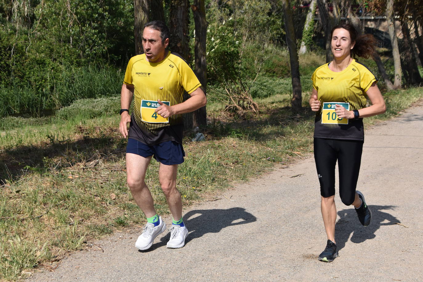 Imágenes de la carrera de la Ciruela de Nalda y Quel