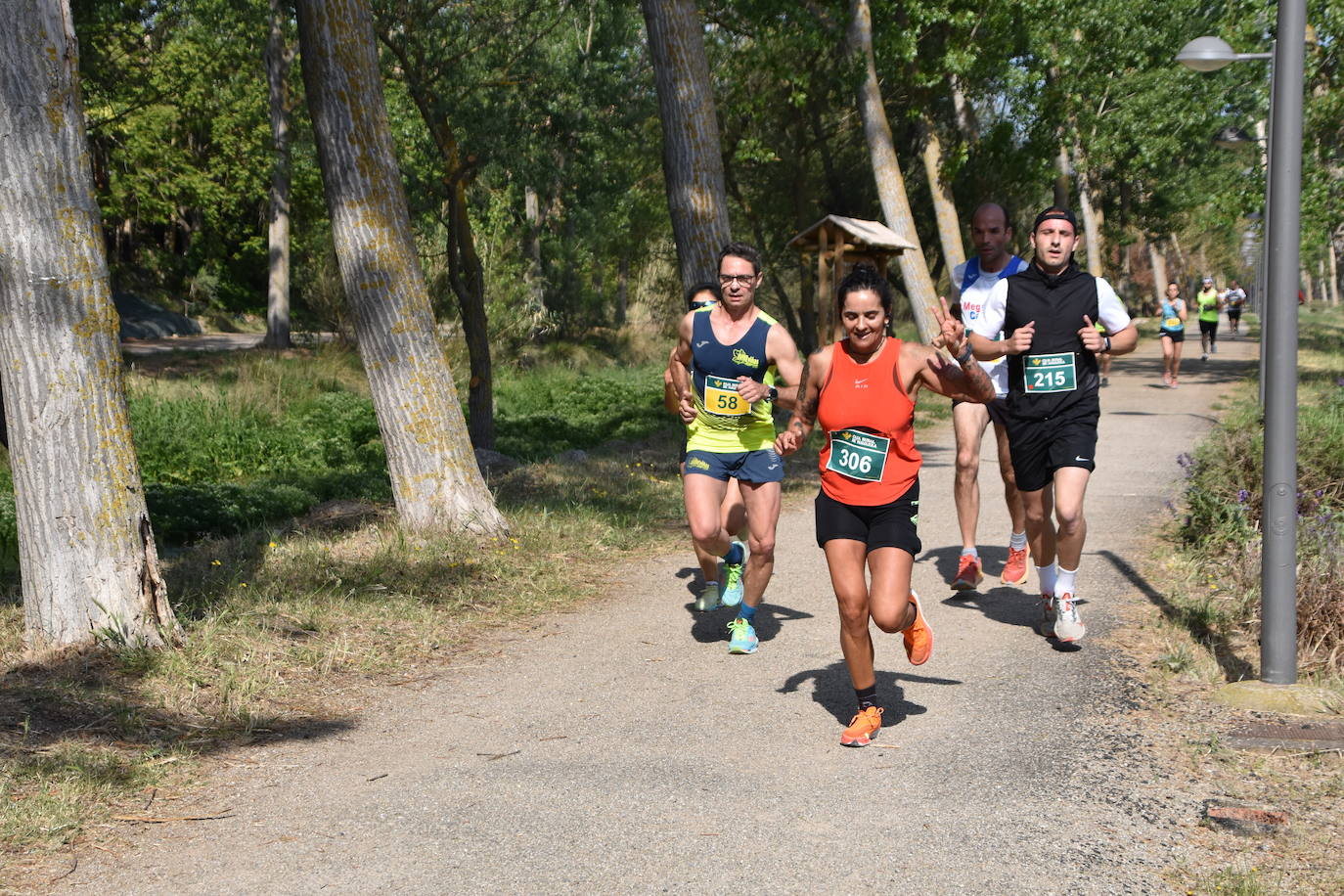 Imágenes de la carrera de la Ciruela de Nalda y Quel