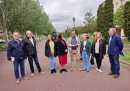 Acto de campaña del candidato a la Alcadía de Logroño por el Partido Popular, Conrado Escobar.