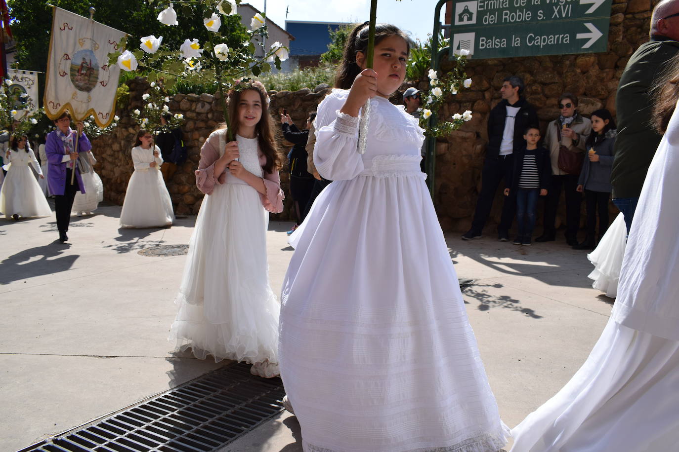 Las doncellas de Sorzano regresan a la Virgen del Roble