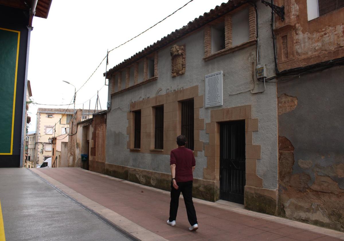 La oficina de Ibercaja, en Tricio, lleva cerrada desde comienzos del año pasado.