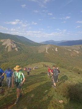 La marcha de Anguiano recorrió casi 23 kilómetros.