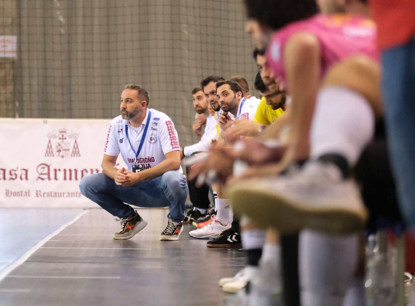 El Logroño despide la temporada con victoria y manteos
