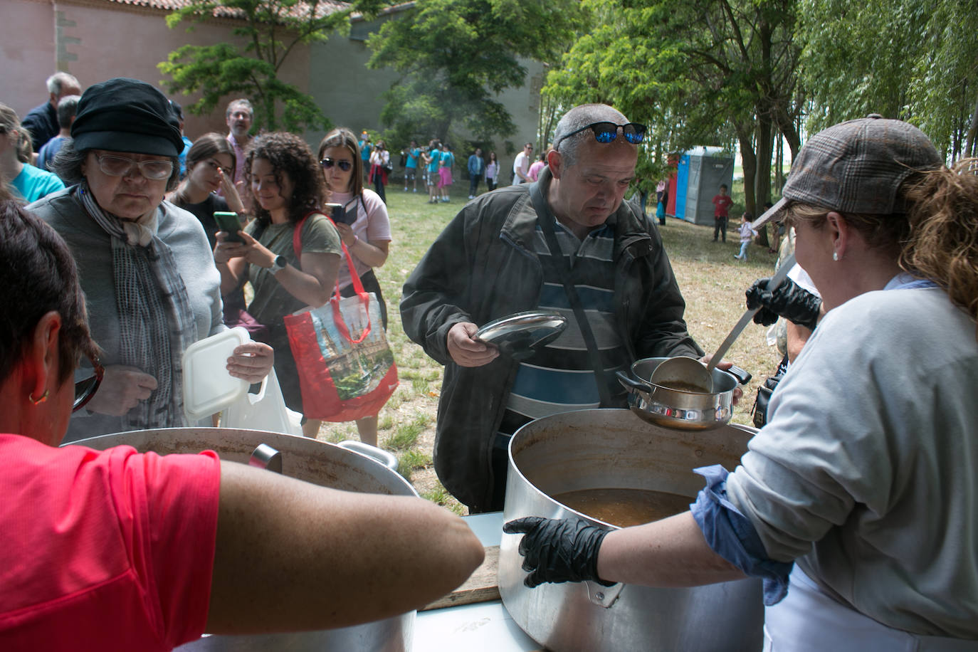 Romería a Las Abejas, esta vez a por lentejas