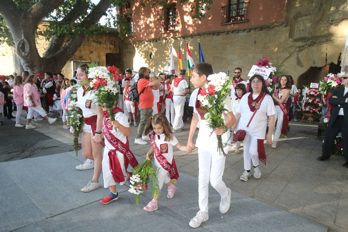 Ofrenda floral a San Bernabé