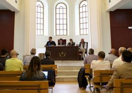 La Junta Electoral de Haro, durante la revisión de la votación en San Asensio.